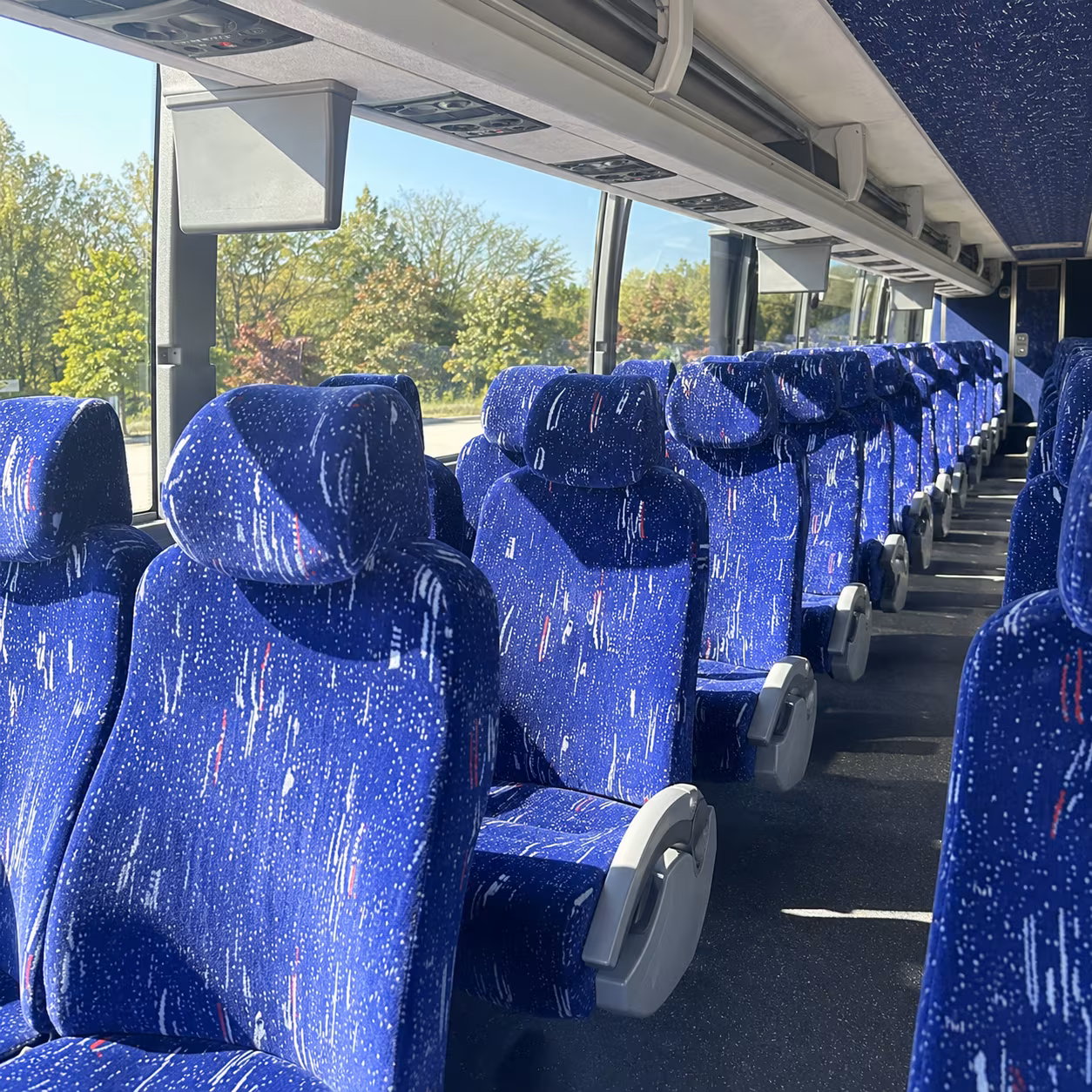 how distance and duration affect charter bus rates in minnetonka