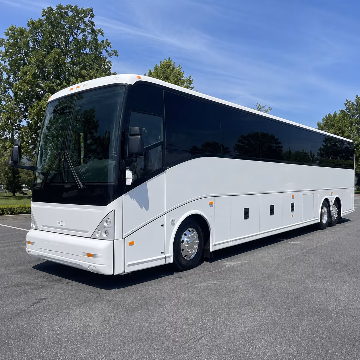 minneapolis charter bus rental