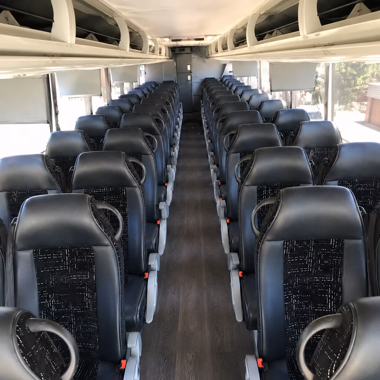 minneapolis rent a bus for a meeting or corporate event in minneapolis