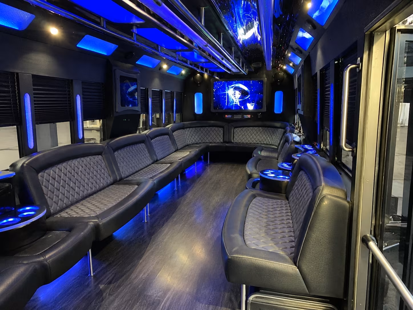 minnetonka 28 passenger party bus interior
