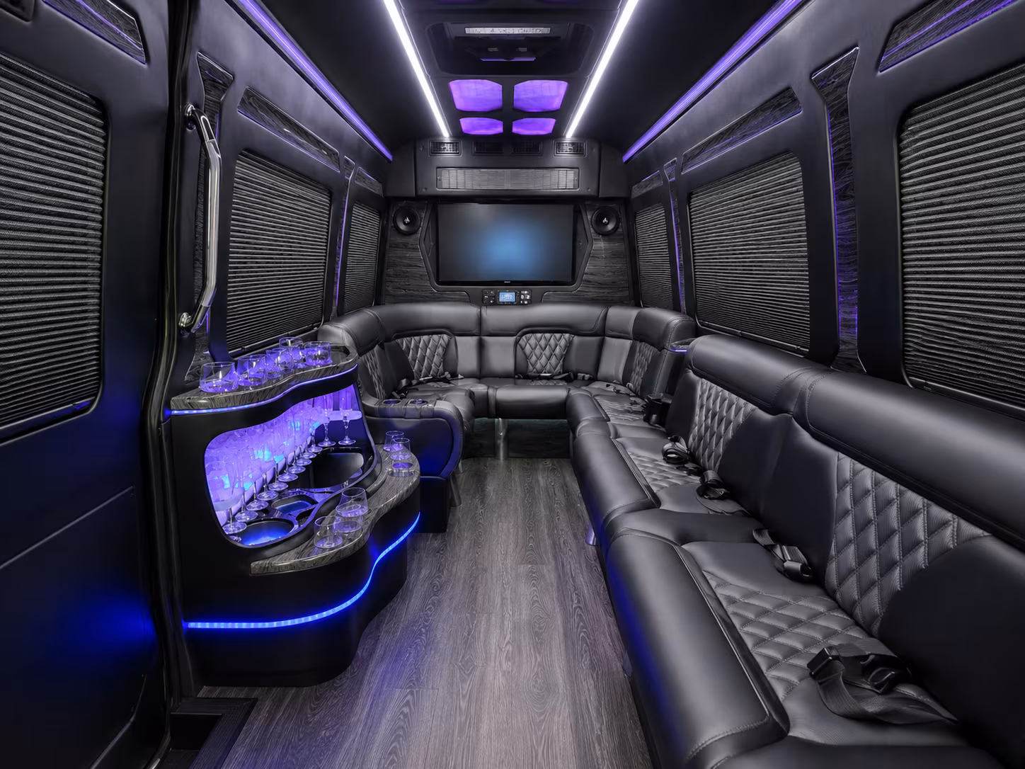 minnetonka 40 passenger party bus