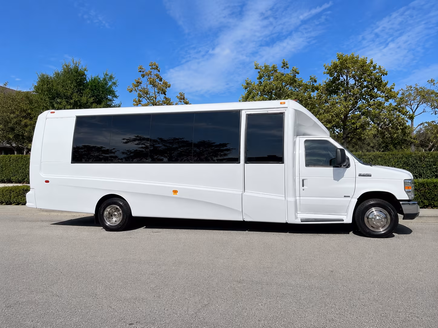 rochester bus rentals