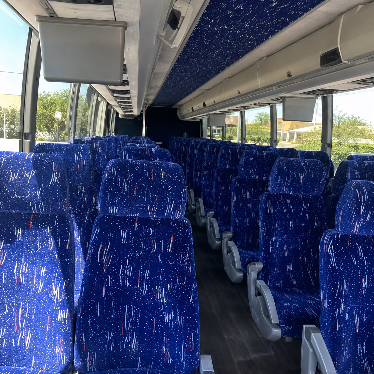 saint paul long distance charter bus rentals in saint paul