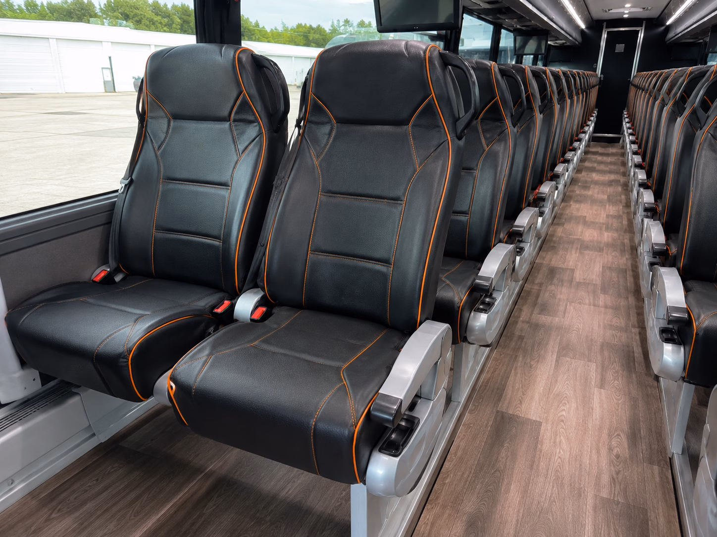 senior congregation shuttles and weekly service transportation in minnetonka