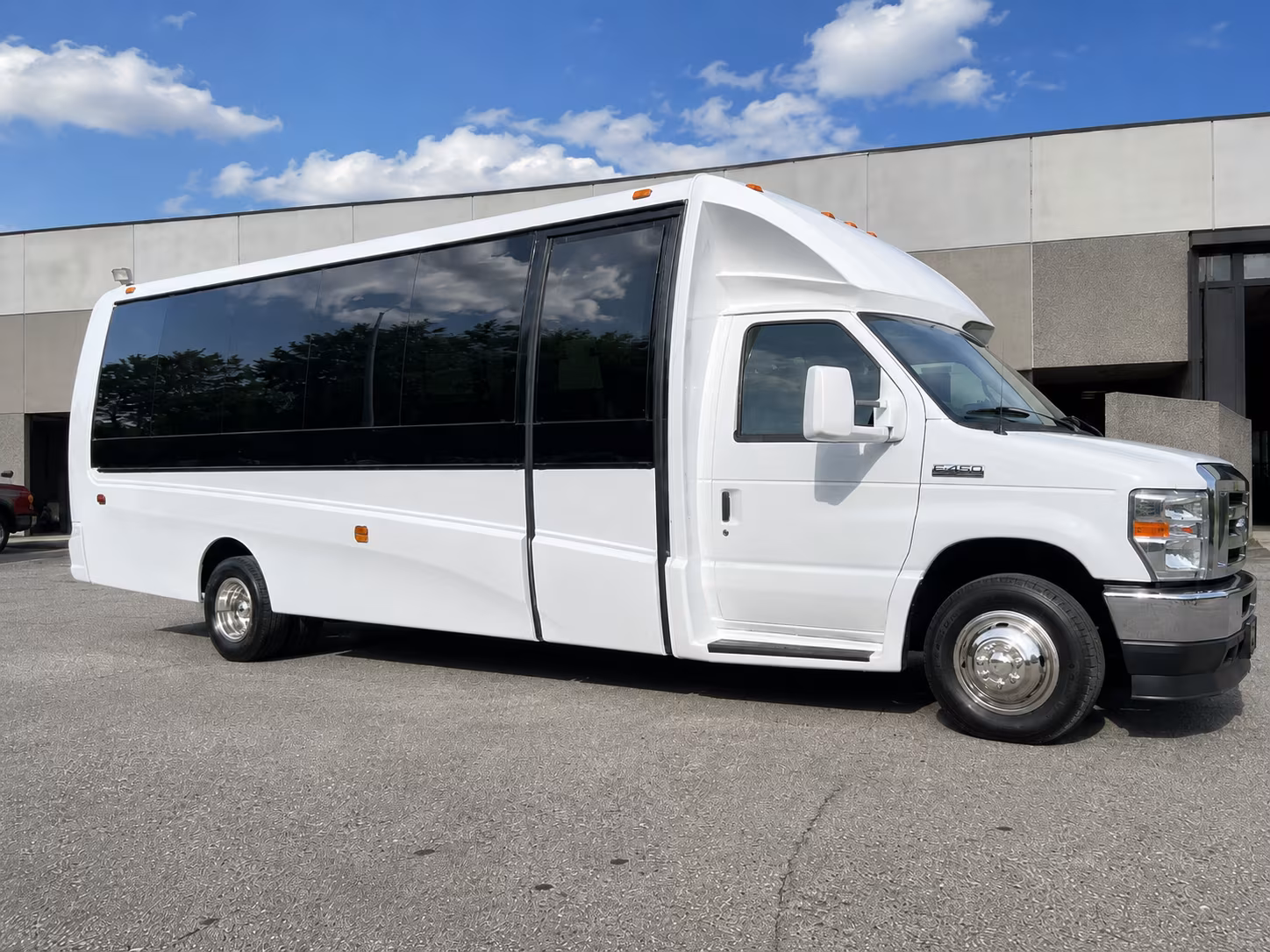 sioux falls private airport shuttle bus rentals in sioux falls