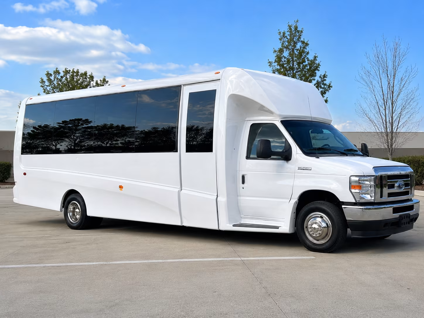 sioux falls private shuttles for wedding pickups and drop offs in sioux falls