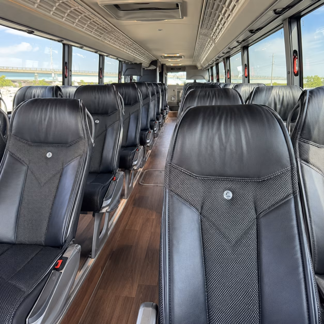 start your wedding weekend with a rehearsal dinner shuttle through the lake communities